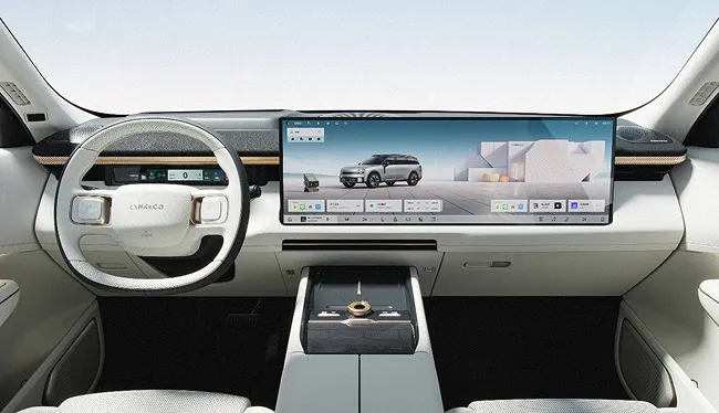 Интерьер Lynk & Co 900 сочетает передовые технологии, премиальные материалы и продуманную эргономику